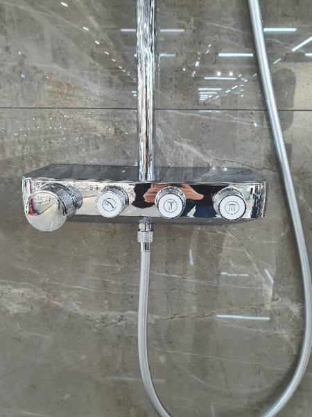 Душевая стойка Euphoria Grohe 26508000 Душевая стойка Euphoria Grohe 26508000