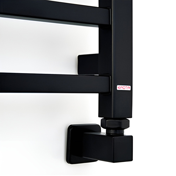 Полотенцесушитель водяной Grota Moda 53x90 черный матовый