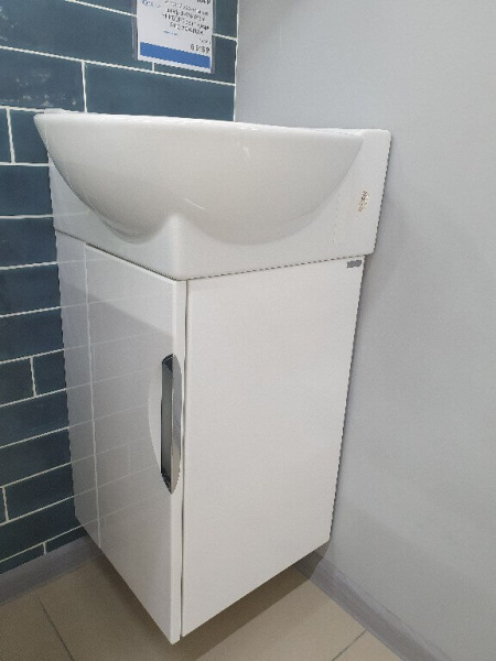 Тумба с раковиной Aqwella Рио 45 белая Тумба с раковиной Aqwella Рио 45 белая