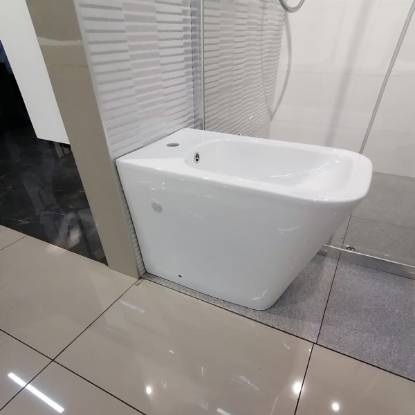 Биде напольное Sole Cube белое Биде напольное Sole Cube белое