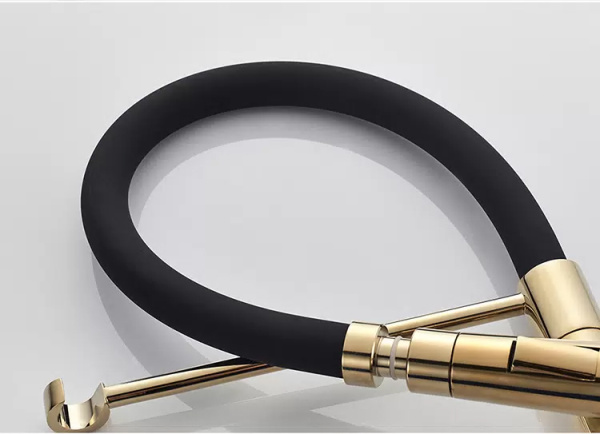 Смеситель для кухни Accoona A4890WF-1 золото Смеситель для кухни Accoona A4890WF-1 золото